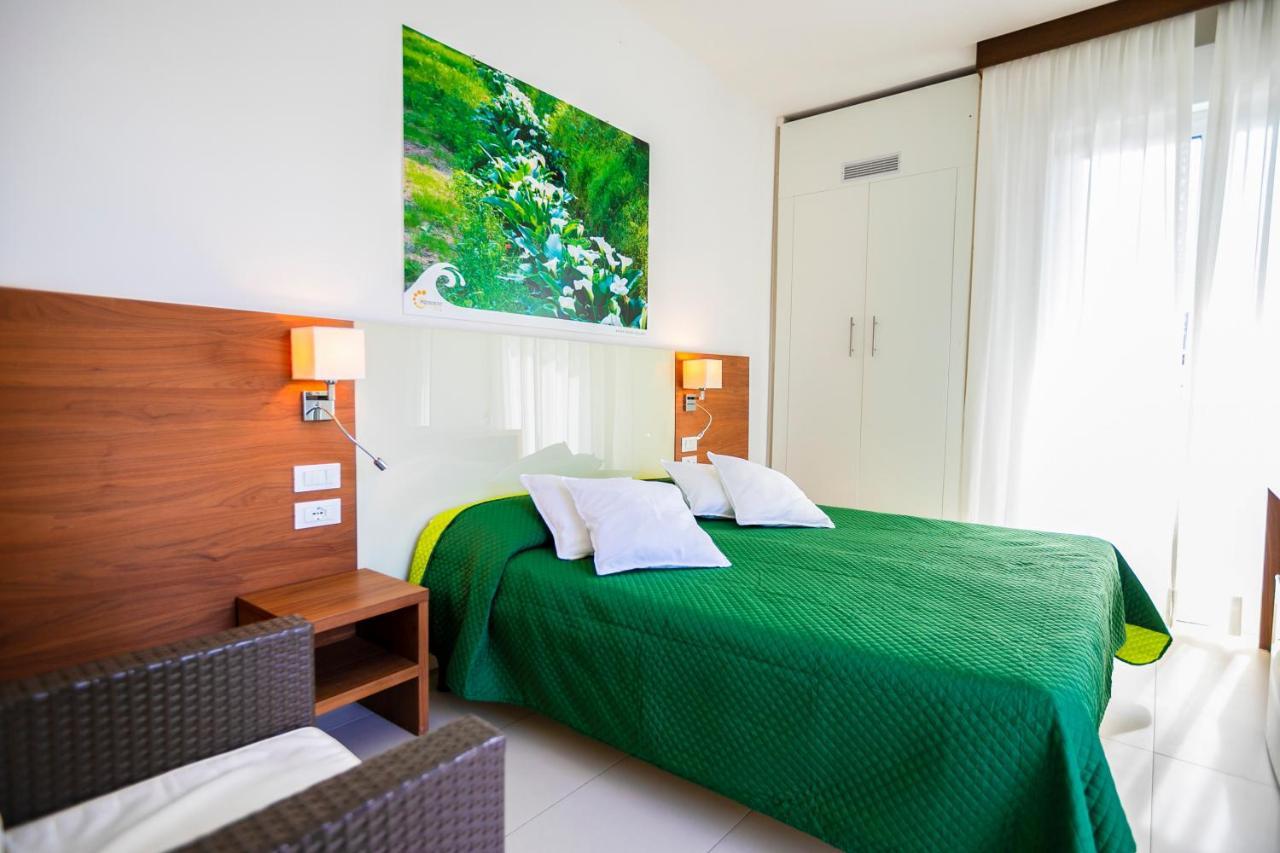 Hotel President Бибионе Екстериор снимка