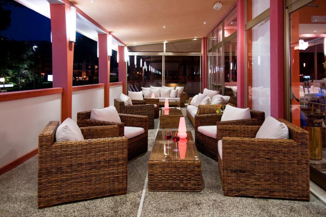 Hotel President Бибионе Екстериор снимка
