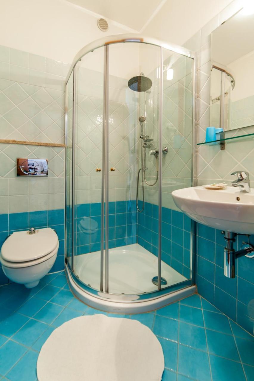 Hotel President Бибионе Екстериор снимка